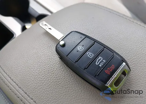 2016 Kia Optima Lx из США, поврежденный, VIN KNAGT4L37G5118740